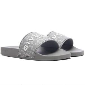 Givenchy Monogram 72 Rubber Flat Slides in grey and white.